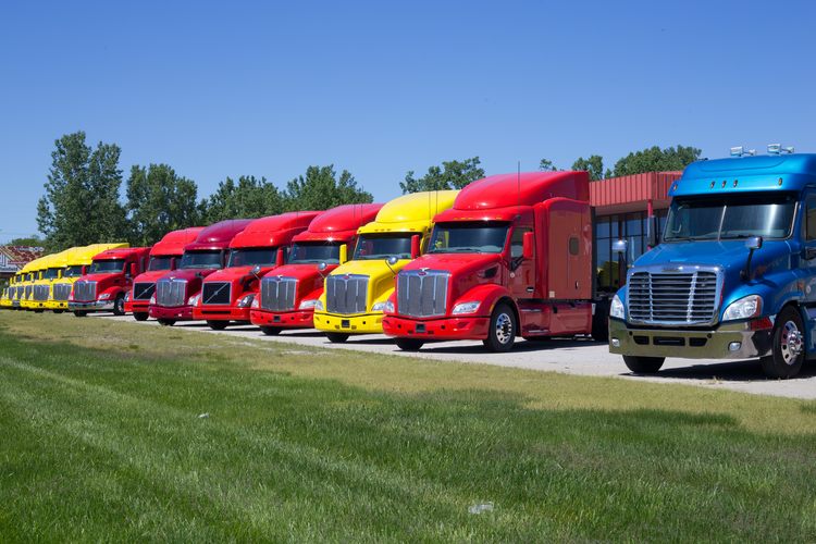 5 Emerging Trends to Expect from the Trucking Industry in 2021
