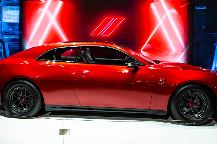 First U.S.-made All-electric Muscle Car Shows Off Its Power